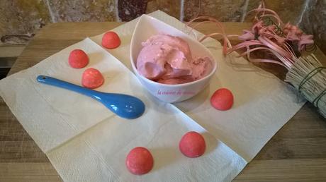 La crème glacée à la fraise wp_20161112_016