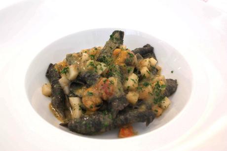 pasta-a-lencre-de-seiche-oursins-navets-gourmetsco pasta-a-lencre-de-seiche-oursins-navets-gourmetsco