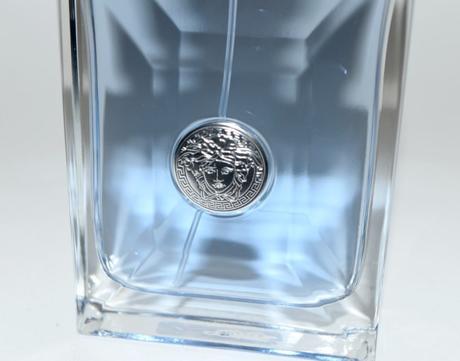 Versace pour Homme, un jus viril et élégant. Test & avis Versace