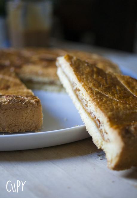Gâteau breton et son coeur caramel au beurre salé maison Gâteau breton et son coeur caramel au beurre salé maison