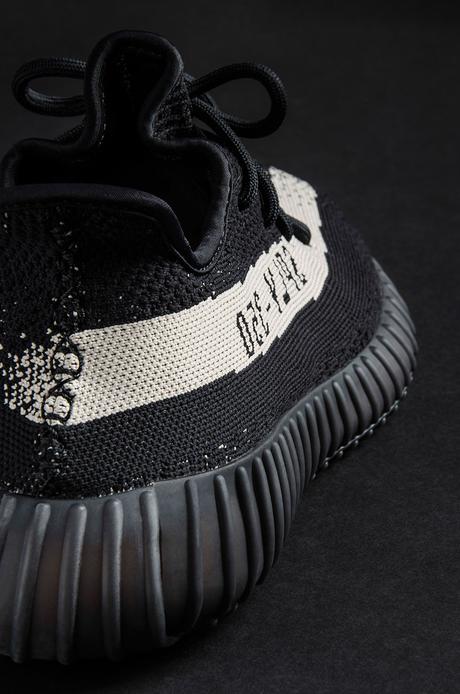 by1604 adidas yeezy boost 350 v2 black white