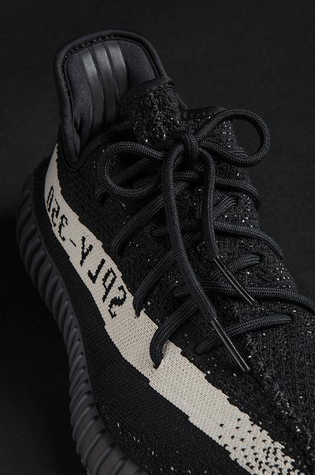 by1604 adidas yeezy boost 350 v2 black white