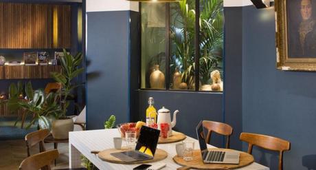 COQ Hôtel : Community Of Quality hotel-coq-paris-decoration-chambre-petit-dejeuner-myhomedesign-3