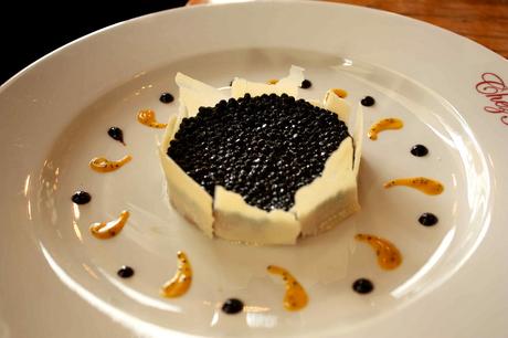 tartare-de-veau-caviar-de-truffes-gourmetsco