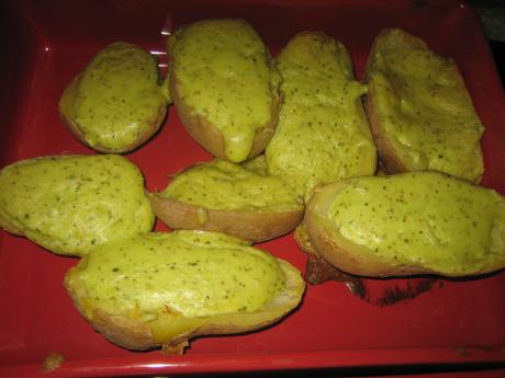 Pommes de terre farcies au fromage blanc, comté, échalottes et ciboulette