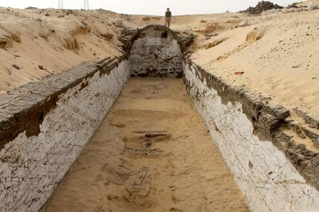 Le bateau du pharaon et les 120 dessins La cavité où se trouvaient les dessins
