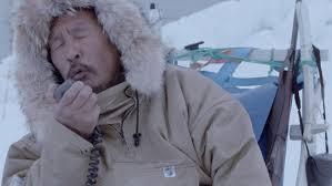 L’Inuit qui parlait à Sandra Bullock dans « Gravity » devient héros d’un court-métrage