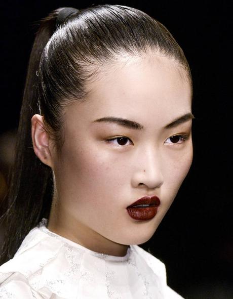 bronzage peau asiatique Mode du bronzage ou de la peau blanche Civilisations, Économie, la nature,