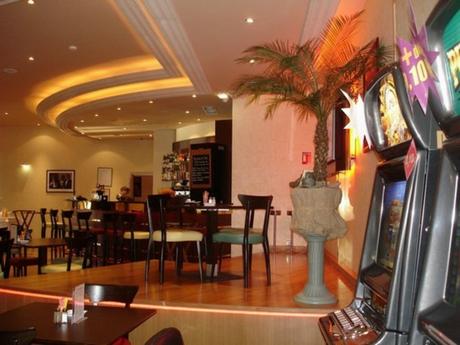 MON EXPOSITION JEUDI 25 MAI 2017 date à retenir!) casino noiretable-salle d'exposition au 1er etage
