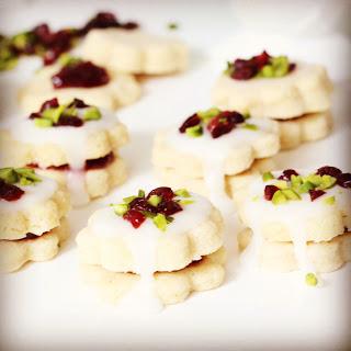 Tartelettes au rhum et à la confiture de fruits rouges