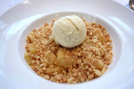 crumble-aux-pommes-glace-vanille-gourmetsco crumble-aux-pommes-glace-vanille-gourmetsco