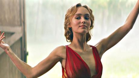 A Guide To Cool : Volume 28 – Lily-Rose Depp a-guide-to-cool-lily-rose-depp-vanessa-paradis-folkr-16