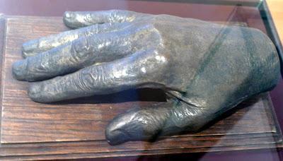 Nikolaus Oesterlein, grand collectionneur wagnérien. Le Musée Reuter-Wagner à Eisenach Nikolaus Oesterlein, grand collectionneur wagnérien. Le Musée Reuter-Wagner à Eisenach