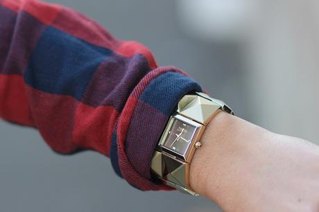 La chemise à carreaux montre Jean-Paul Gaultier