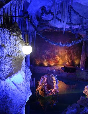 La machine à vapeur de la grotte de Vénus à Linderhof. Louis II, un Roi de la modernité