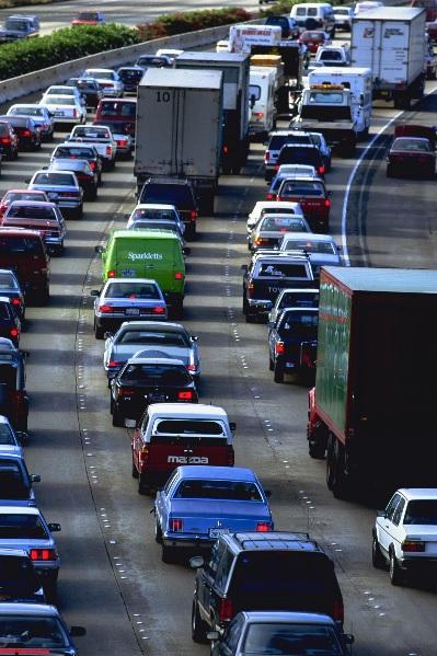 POLLUTION : Près des routes fréquentées, les taux de démence sont plus élevés – The Lancet
