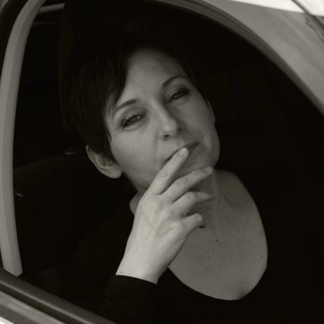 Rouge Vive - Estelle Fenzy Rouge Vive - Estelle Fenzy
