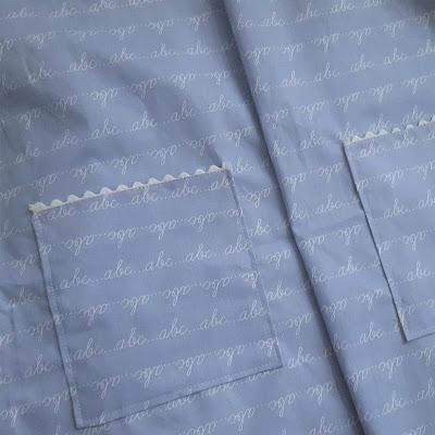 Blouse d'écolière pour une rentrée classe ! Blouse d'écolière pour une rentrée classe !