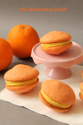 WHOOPIE PIE A LA FLEUR D'ORANGER ET CRÈME A L'ORANGE WHOOPIE PIE A LA FLEUR D'ORANGER ET CRÈME A L'ORANGE