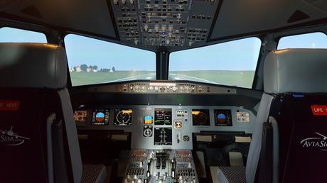 AviaSim innove et ouvre un nouveau simulateur de vol en Hélicoptère