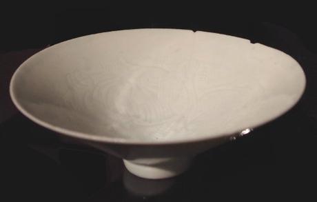 Tendre porcelaine de Saint-Cloud, Des formes et des usages au XVIIIe siècle. Tendre porcelaine de Saint-Cloud, Des formes et des usages au XVIIIe siècle.