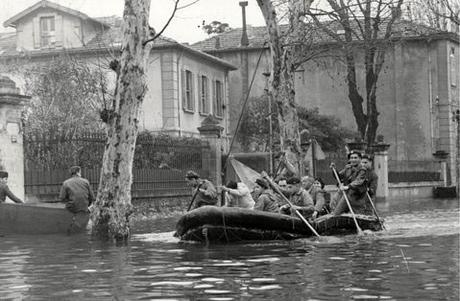 Eisatamen sieissanto-dos an après 33 avengudo Monclar 1041360559.jpg