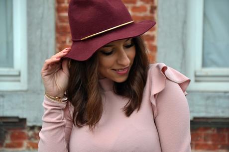 Burgundy & jupe en simili Burgundy & jupe en simili