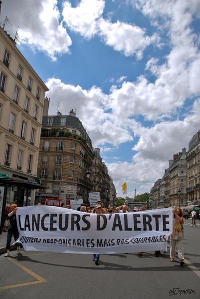 Manifestation des chercheurs et des anti OGM