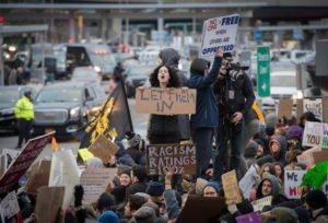 Des centaines de passagers aériens interdits d’entrée aux Etats-Unis Des centaines de passagers aériens interdits d’entrée aux Etats-Unis