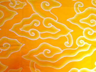 Motif batik: Mega Mendung http://tokoada.fr/accueil/92-batik-tulis-motif-mega-mendung-rose.html