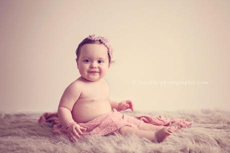 portrait bébé fille 8 mois studio