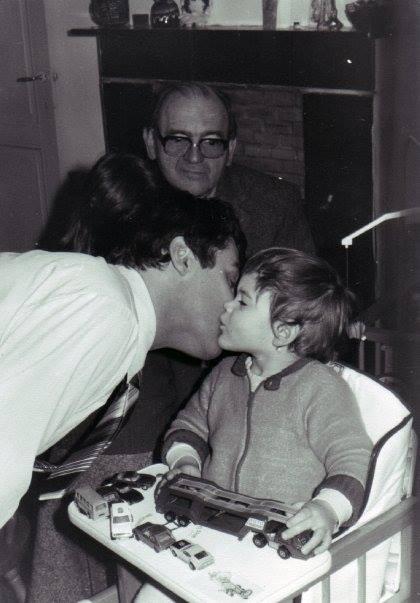 Je me fais vieux,… mais ça va déjà mieux ! 1980, 2 ans. Mes premières petits voitures