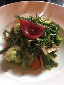 UNE BELLE ASSIETTE DE LEGUMES SAINE ET SIMPLE @yaquoidansmonfrigo.com