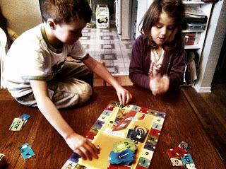 LANGAGE ET DEXTÉRITÉ: 10 jeux pour aider! Jeu À l'école des syllabes