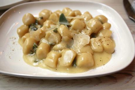 Gnocchi-au-beurre-de-sauge-©-P.Faus_ Gnocchi-au-beurre-de-sauge-©-P.Faus_