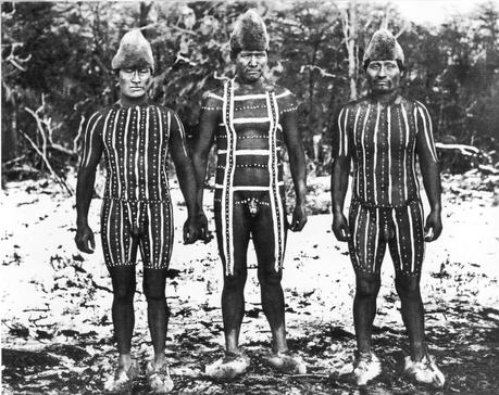 « OU SONT LES FEMMES QUI CHANTAIENT ; ENFANTS DE LA LUNE ET DU SOLEIL ? »(2)MYTHOLOGIE ET COSMOGONIE SELK’NAM « OU SONT LES FEMMES QUI CHANTAIENT ; ENFANTS DE LA LUNE ET DU SOLEIL ? »(2)MYTHOLOGIE ET COSMOGONIE SELK’NAM
