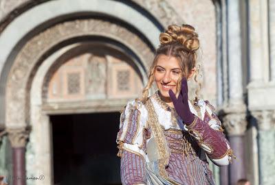 Carnaval de Venise 2017 : le cortège des Marie