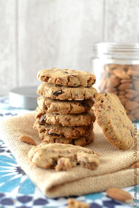 Cookies à l'okara d'amande, abricots secs et pépites de chocolat noir {sans gluten} Cookies à l'okara d'amande, abricots secs et pépites de chocolat noir