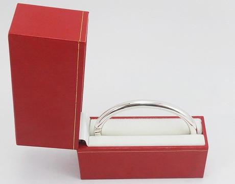 Bracelet jonc à vis bracelet jonc à vis dans son écrin