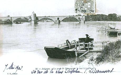 Moussu lou curat pren lou barco à traio 1846210911.jpg