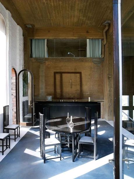 ARCHITECTURE : Old Cement Factory Turned Into Home cement-factory-renovation-la-fabrica-ricardo-bofill-58b3e7aa6dcc7__880