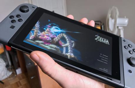 La Nintendo Switch, une console ambitieuse qui doit maintenant livrer la marchandise La luminosité de l'écran, ajustable, est équivalente à ce que l'on retrouve sur le marché des appareils mobiles.