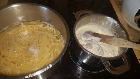 Spaghettis carbora tres simple 