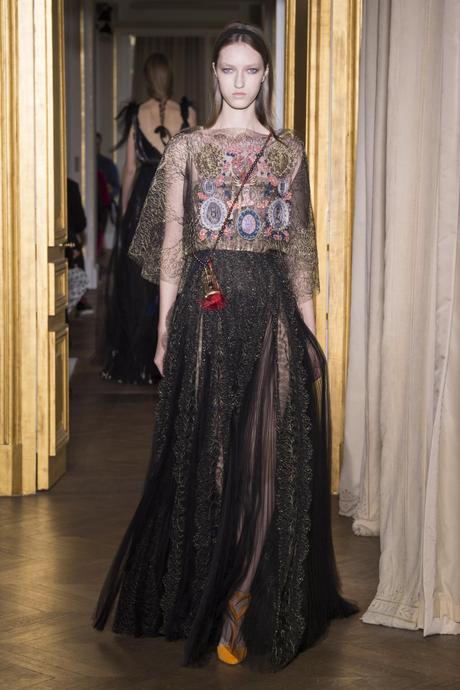 Schiaparelli, Fashion Week, Haute Couture Paris, Printemps-Eté 2017 Schiaparelli, Fashion Week, Haute Couture Paris, Printemps-Eté 2017