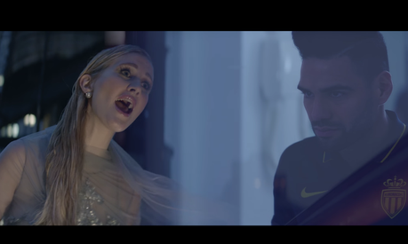 Falcao présent dans le premier clip de sa femme chanteuse