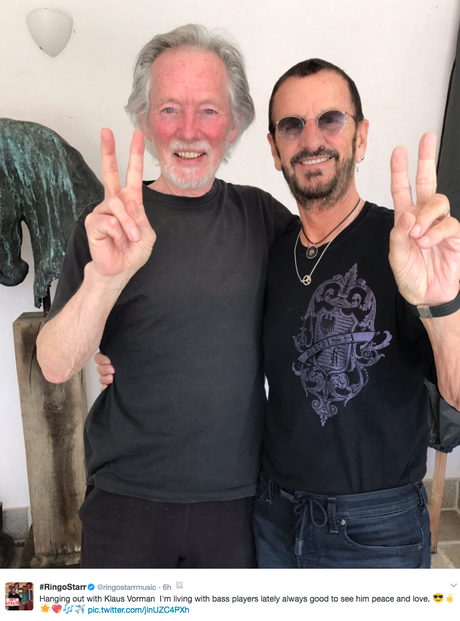 Encore un invité de marque pour le nouvel album de Ringo ! Encore un invité de marque pour le nouvel album de Ringo !