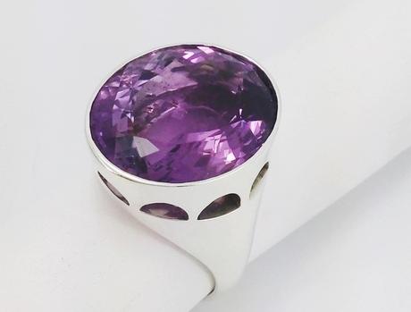 Modeles de chevalières en or et argent chevaliere amethyste en argent