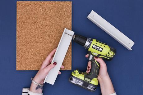 DIY – Pinboard en liége et bois DIY – Pinboard en liége et bois