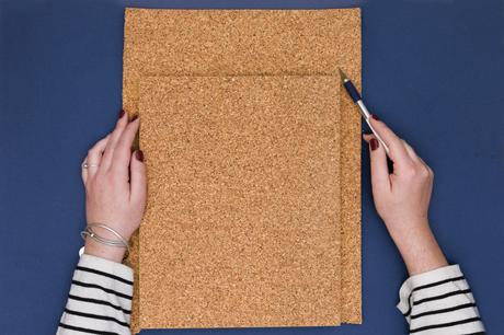 DIY – Pinboard en liége et bois DIY – Pinboard en liége et bois