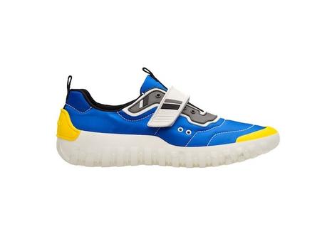 Prada présente ses nouvelles sneakers inspirées de l’univers de la plongée Prada présente ses nouvelles sneakers inspirées de l’univers de la plongée